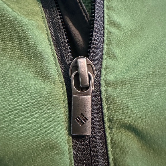 Columbia Men’s Windbreaker/ Size S - Picture 9 of 11